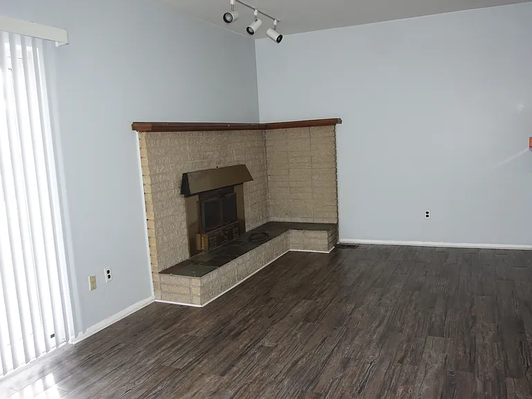 3858 Martin Rd — Photo 16