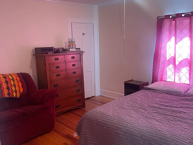 160 Farber Ln #4 — Photo 11