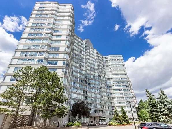 50 Kingsbridge Garden Cir #515, Mississauga, ON L5R 1Y2