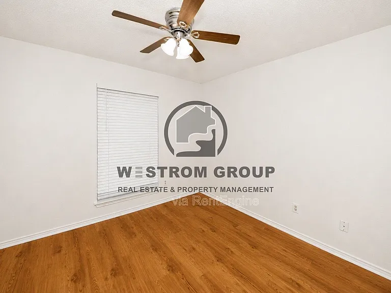 3501 Wentworth Dr — Photo 18