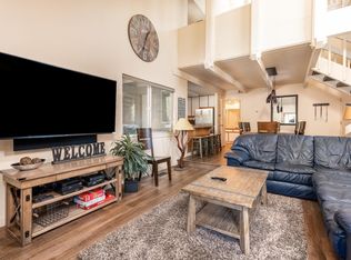 17638 Tennis Village Ln #32, Bend, OR 97707