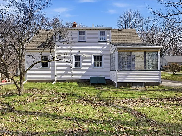 37 Oakmount Dr — Photo 24