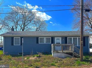 24 4th St, Frederica, DE 19946