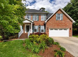 1332 Farragut Ct E, Gastonia, NC 28056