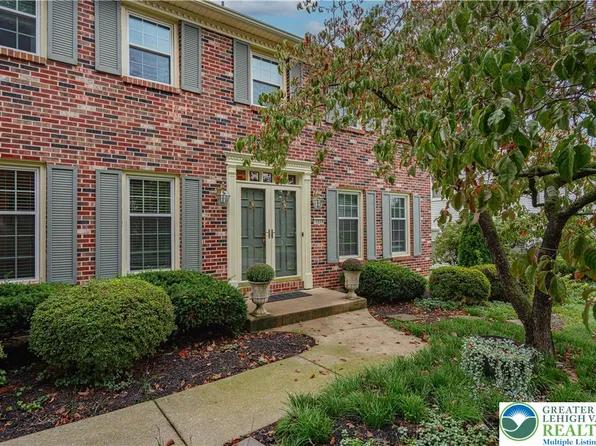 1339 Brassie St, Allentown, PA 18106