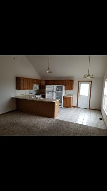 2nd image of 4031 Chesapeake Dr