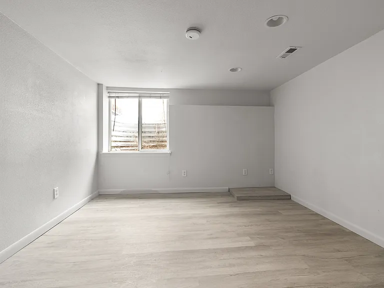 4757 S Jason St — Photo 17
