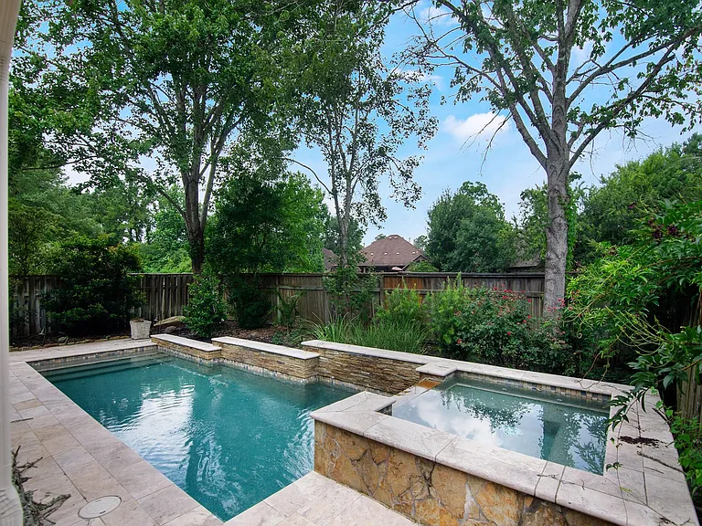 54 Douvaine Ct — Photo 5