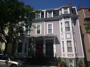 11 Gates St, South Boston, MA 02127