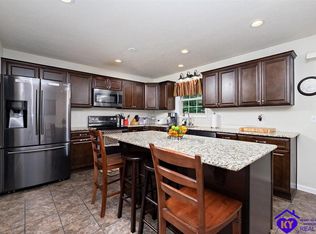 508 Conroe Dr, Radcliff, KY 40160