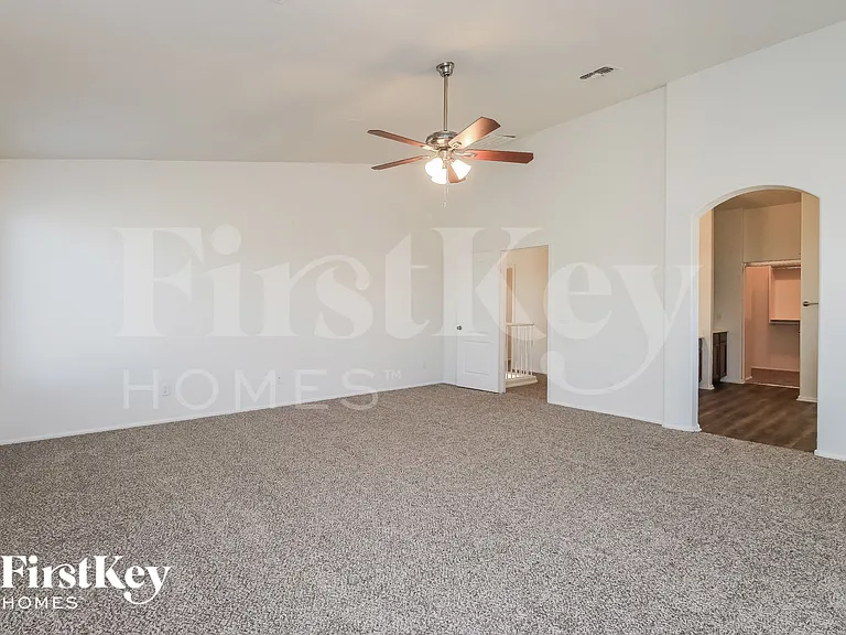 50 W Castle Rock Rd — Photo 8