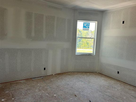5th image of 1111 E Main St
