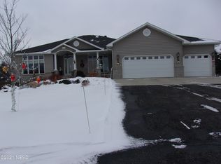 2803 Sioux Conifer Rd, Watertown, SD 57201