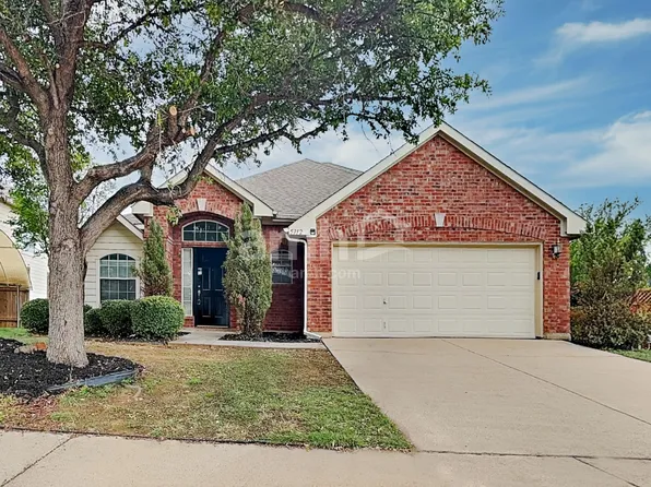 5712 Rio Grande Dr, Haltom City, TX 76137