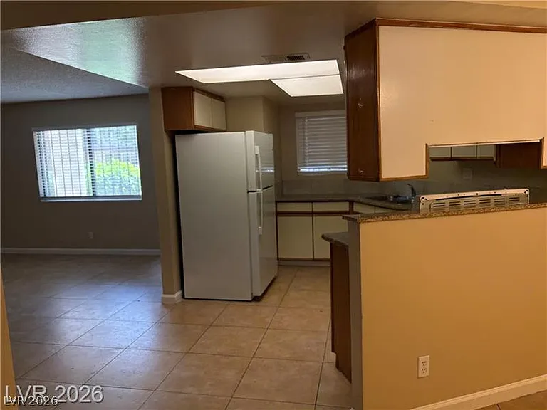 2080 Karen Ave #17 — Photo 12