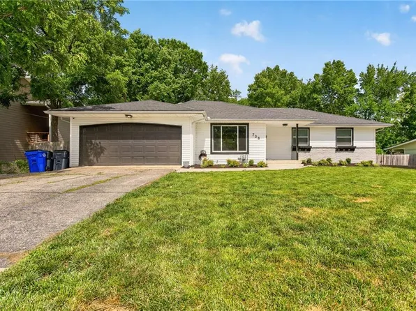 708 S Harrison St, Olathe, KS 66061