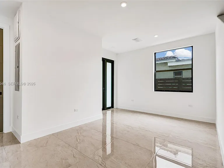 2887 SW 33rd Ave #2887 — Photo 10