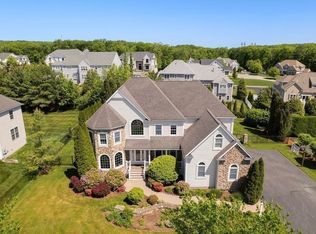 21 Coach Rd, North Attleboro, MA 02760