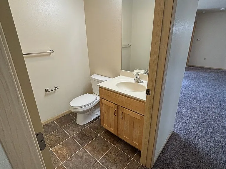2730 W Lisbon Ave — Photo 5