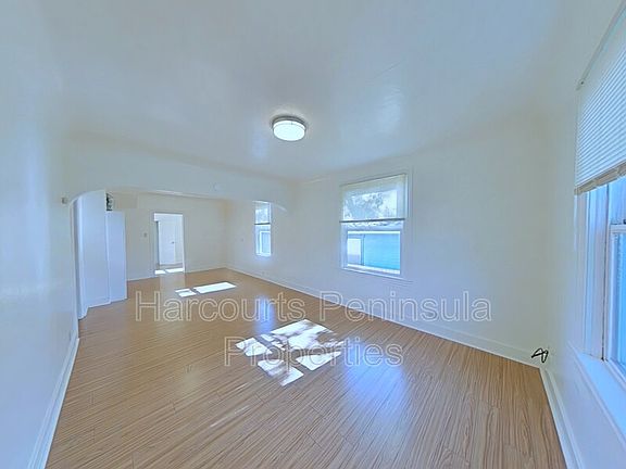 3rd image of 1116 6th St