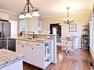 5238 Creed Dr, Summerfield, NC 27358