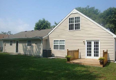 1st image of 668 Whitechapel Dr