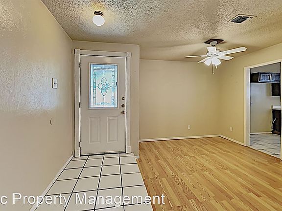 2nd image of 412 Goldfinch Dr