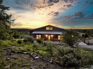 960 Trails End, Johnson City, TX 78636