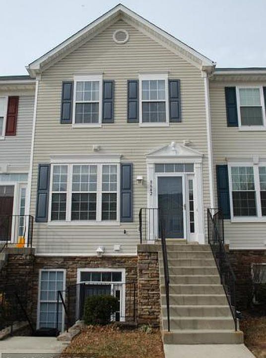 1st image of 8642 Willow Leaf Ln #8642