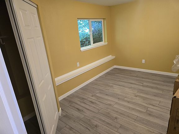 3rd image of 21815 40th Ave S