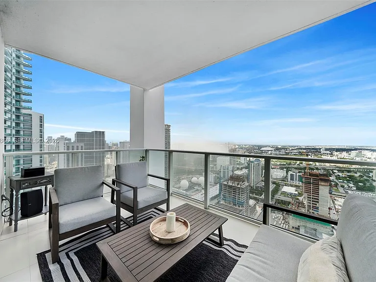 1040 Biscayne Blvd #Penthouse 4607 — Photo 10