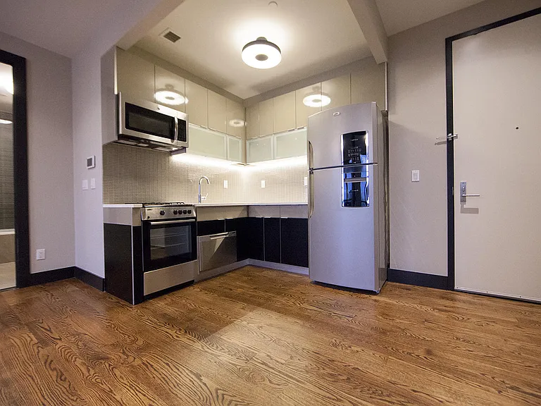 875 De Kalb Ave #5B — Photo 11