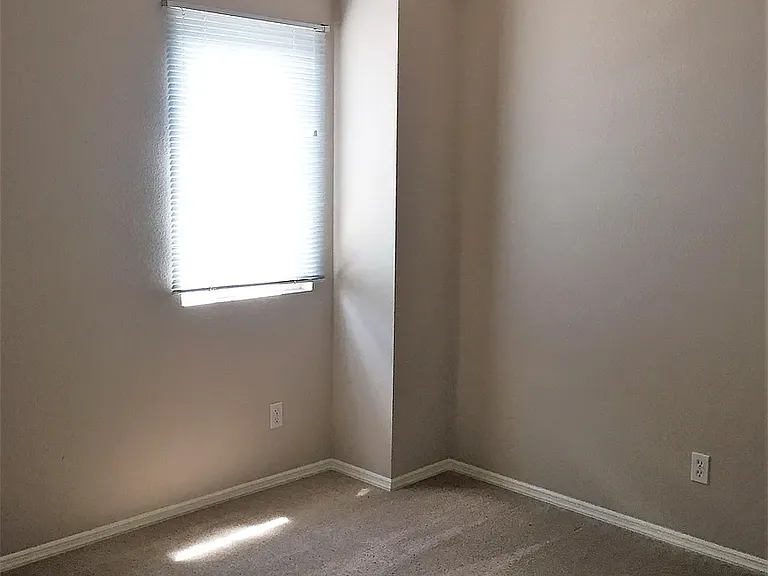 4018 Balmoral Dr #4018 — Photo 14