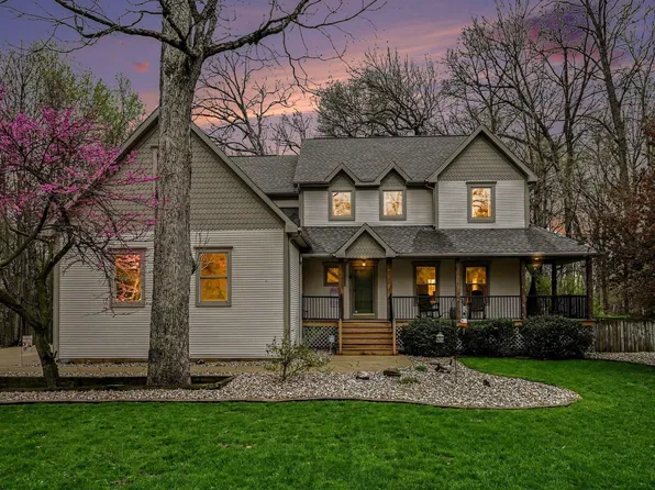 21758 E Sandy Hill Ln, South Bend, IN 46628