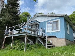 22446 Partridge Ln, Michigamme, MI 49861