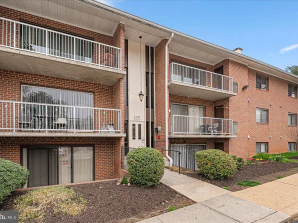 200 Erin Way APT 103, Reisterstown, MD 21136