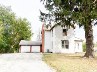 111 N Creamery St, Eureka, IL