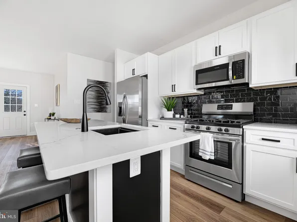 800 46th St NE, Washington, DC 20019