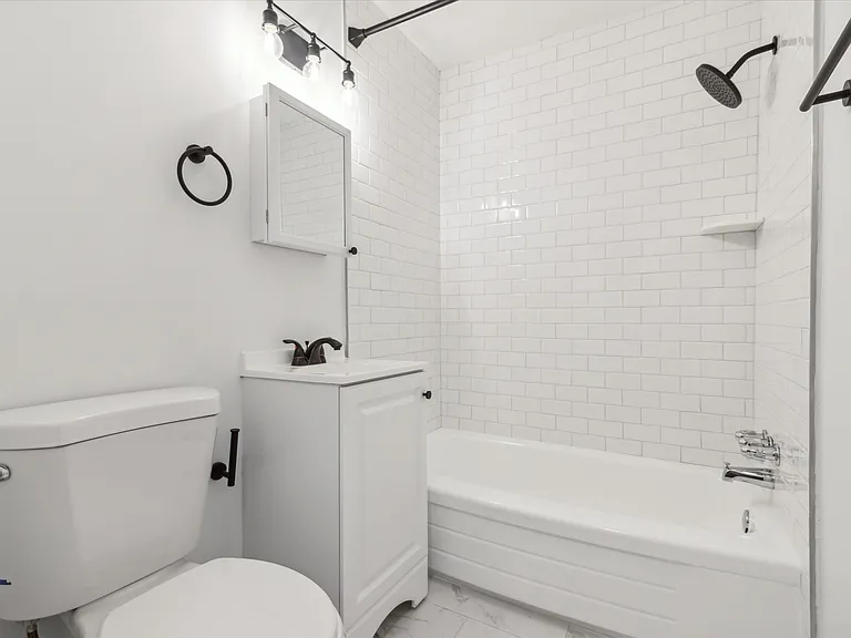 630 W Sedgwick St #6 — Photo 10