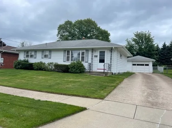 821 E 42nd St, Erie, PA 16504