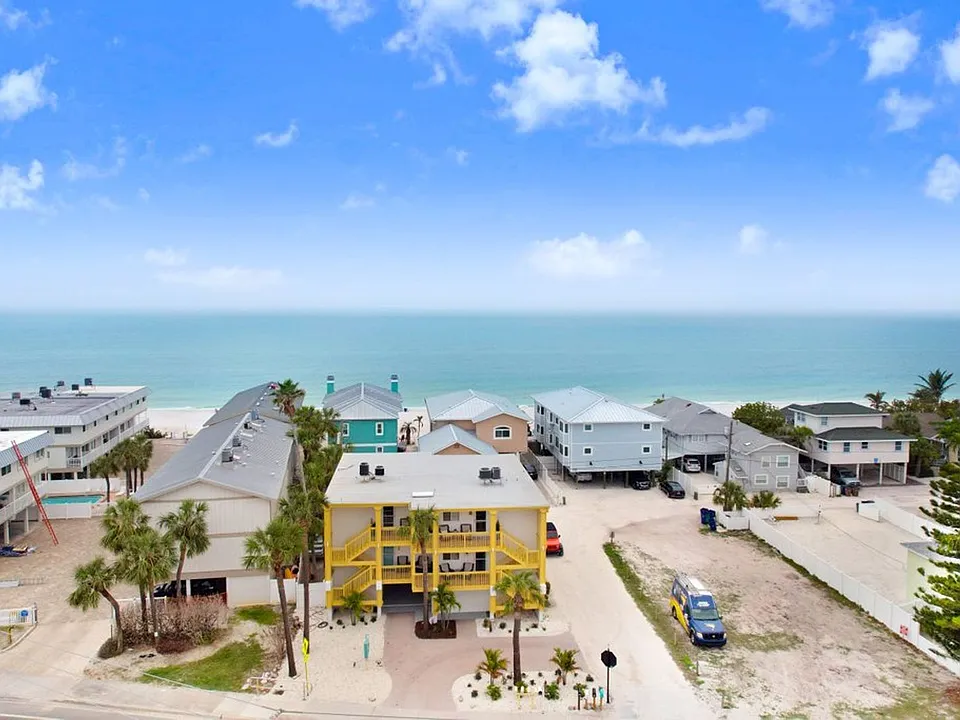 708 Gulf Blvd #A