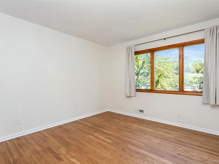 9 Marlene Ct — Photo 18