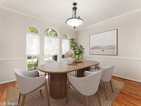 5th image of 2914 Clayton Ridge Ct