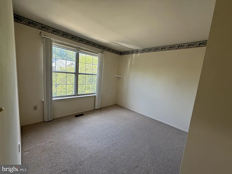4711 Leyden Way — Photo 12