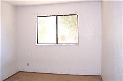 5th image of 358 Du Bois Ave