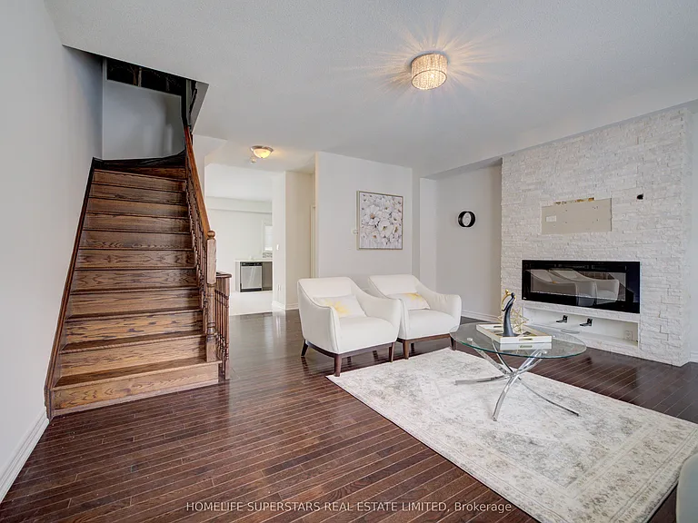 9 Aspen Hills Rd #40 — Photo 21