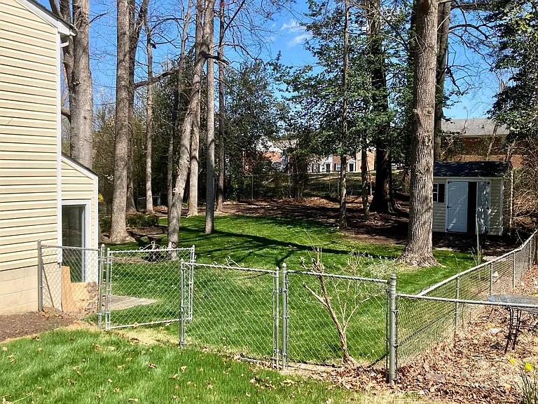 3913 Woodfield Rd — Photo 41