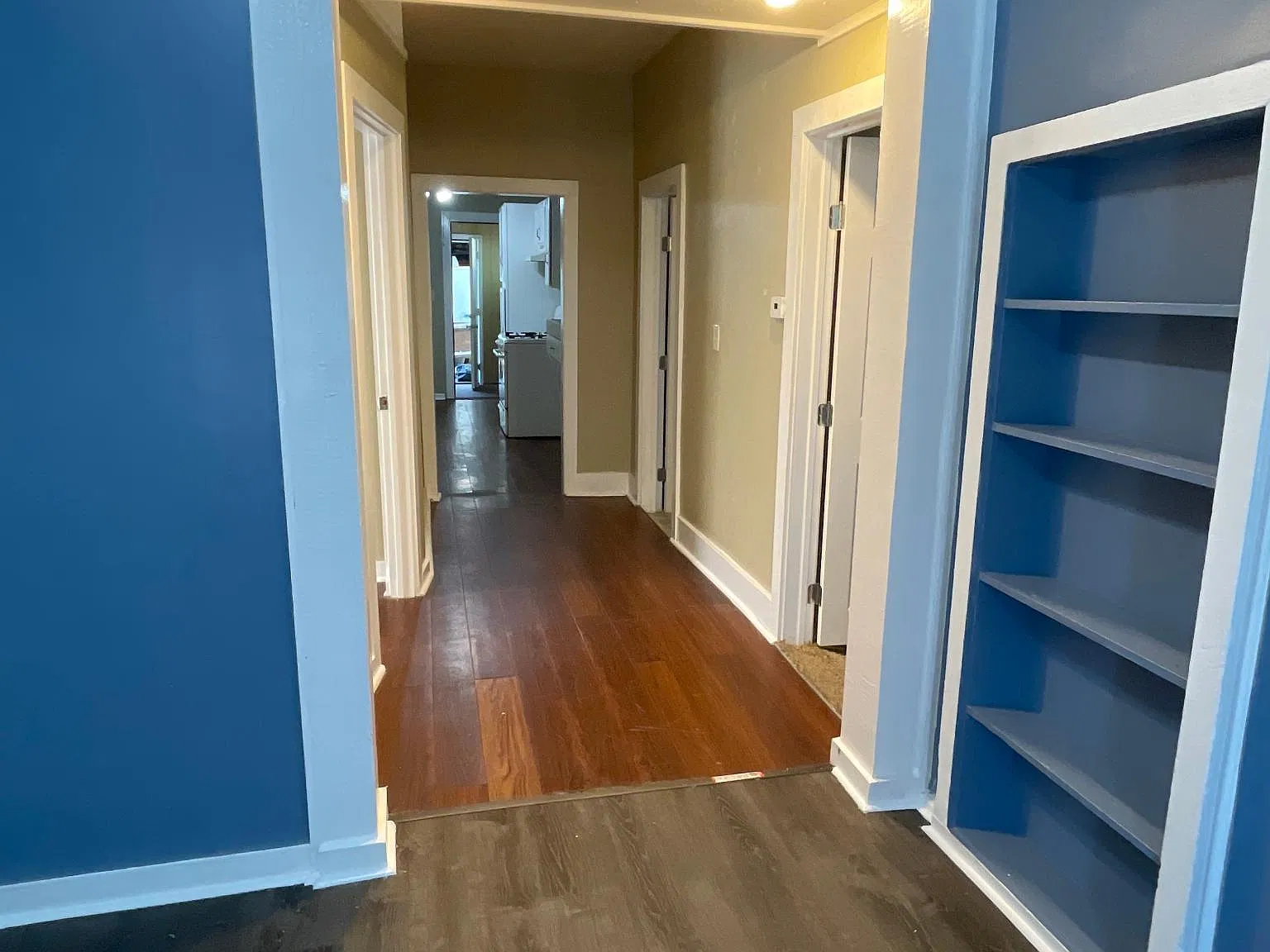 610 NW Grant St — Photo 3