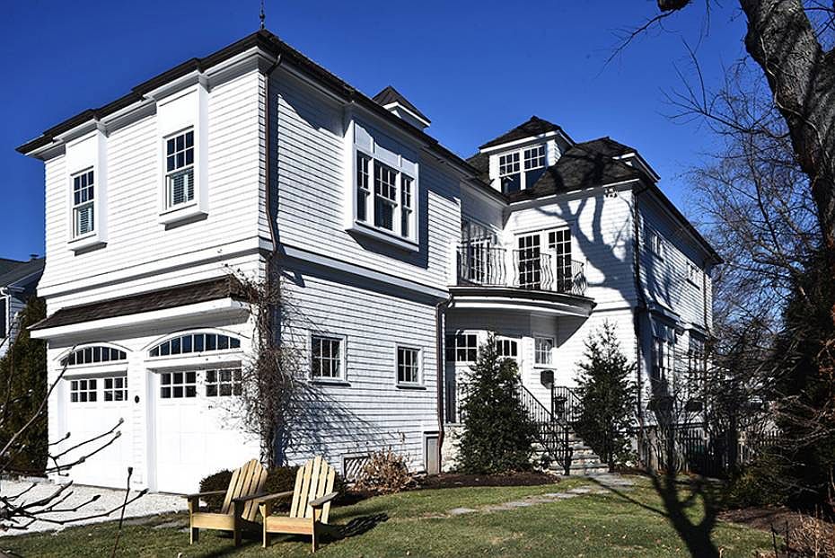 377 Rowland Rd, Fairfield, CT 06824 Zillow