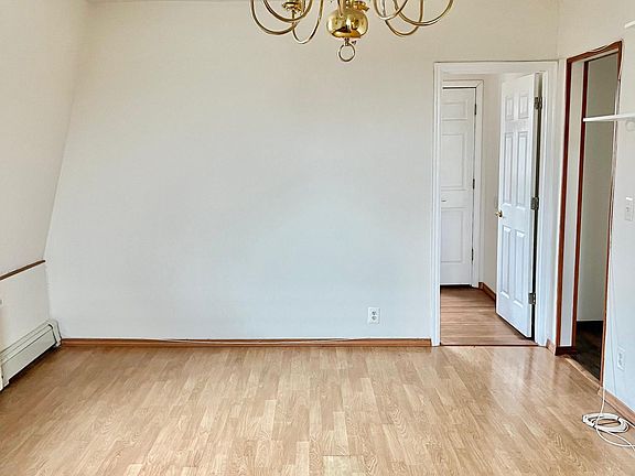 4th image of 210 Union Ave #3A